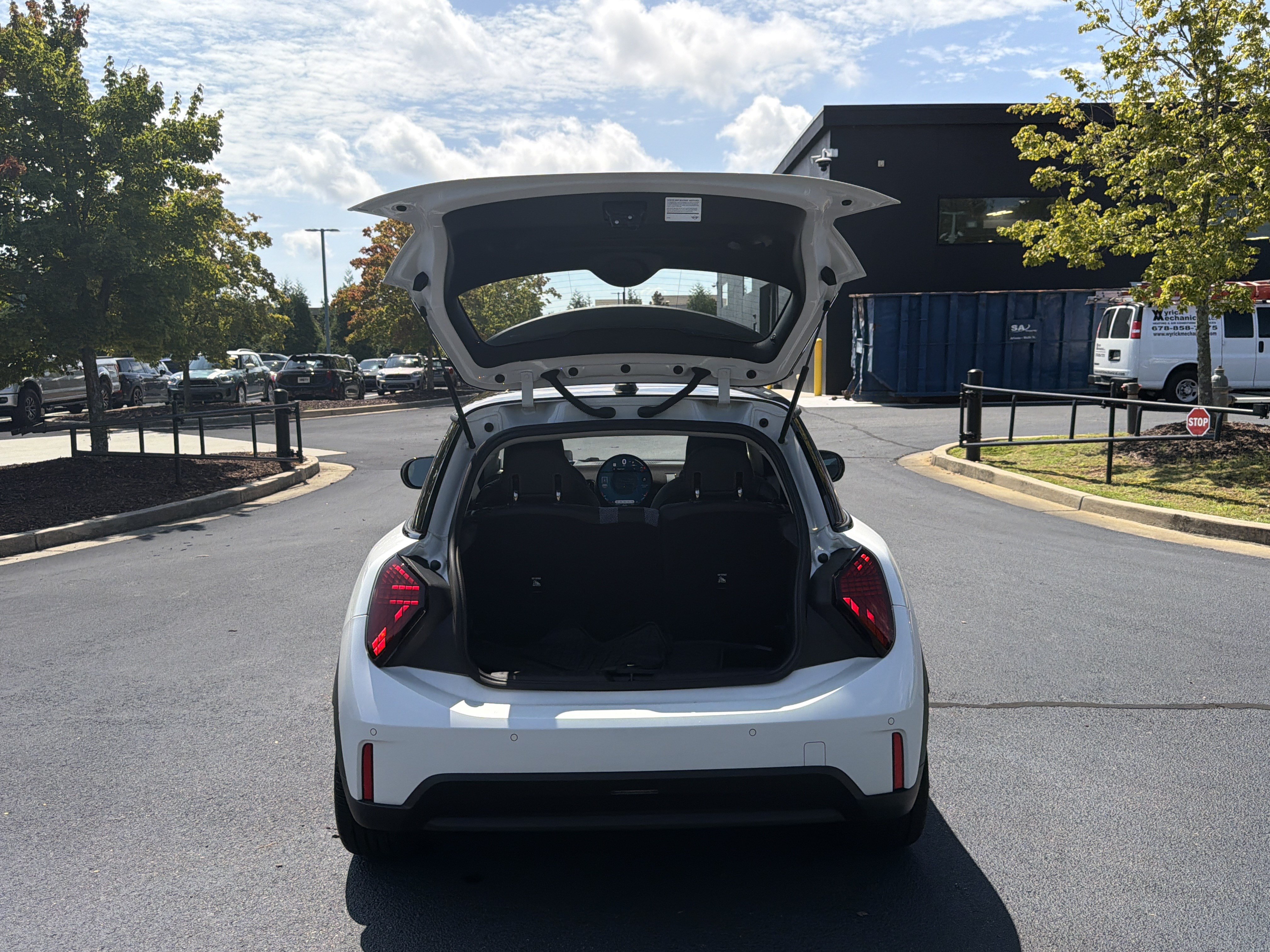 Certified 2026 MINI Cooper 2-Door Hardtop FWD image 48