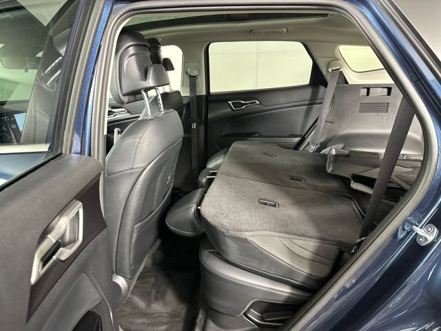 Used 2023 Kia Sportage EX w/ EX Premium Package image 26