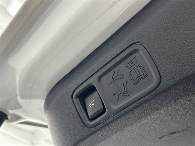 Used 2022 Lincoln Navigator Reserve image 9