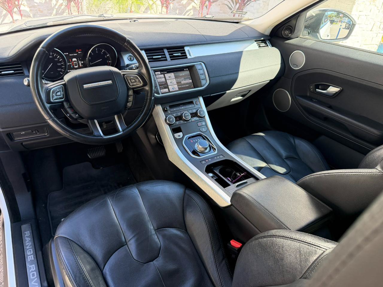 Used 2015 Land Rover Range Rover Evoque Pure Plus AWD/4WD image 23