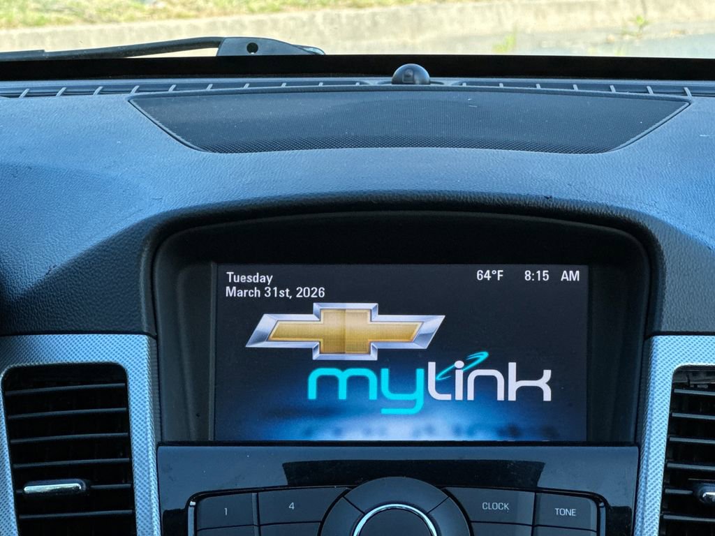 Used 2015 Chevrolet Cruze LTZ w/ Sun, Sound and Sport Package image 20