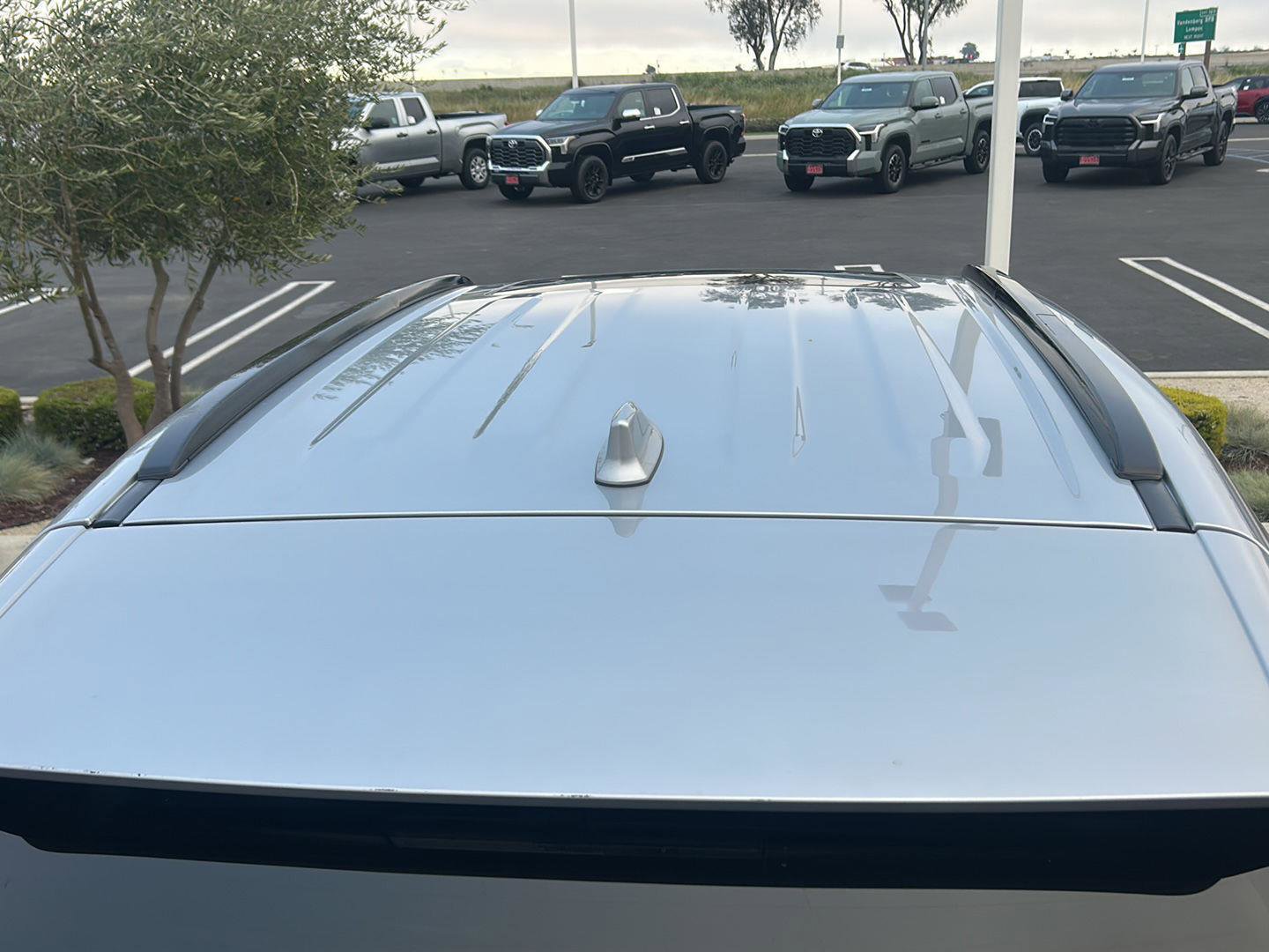 Used 2022 Toyota RAV4 Limited image 7