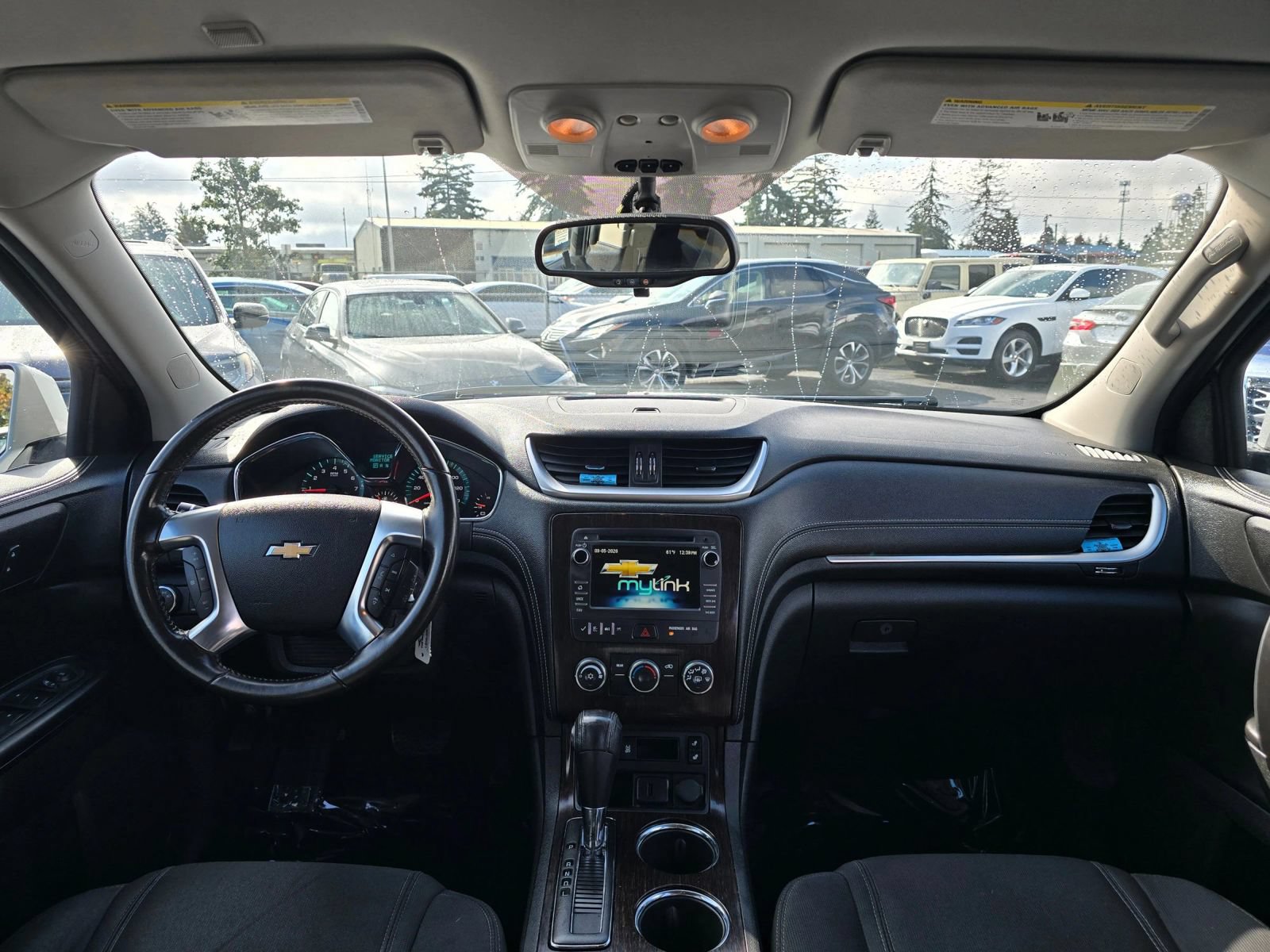 Used 2016 Chevrolet Traverse LT w/ Style and Technology Package FWD image 12