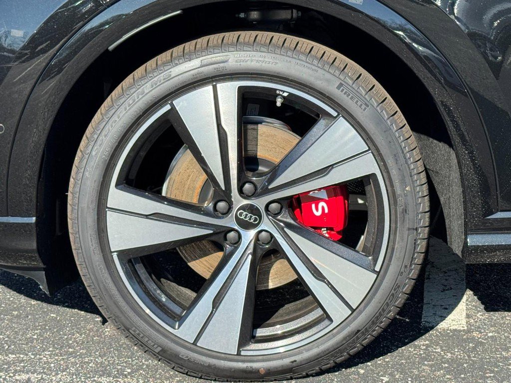 New 2025 Audi SQ5 Premium Plus image 4