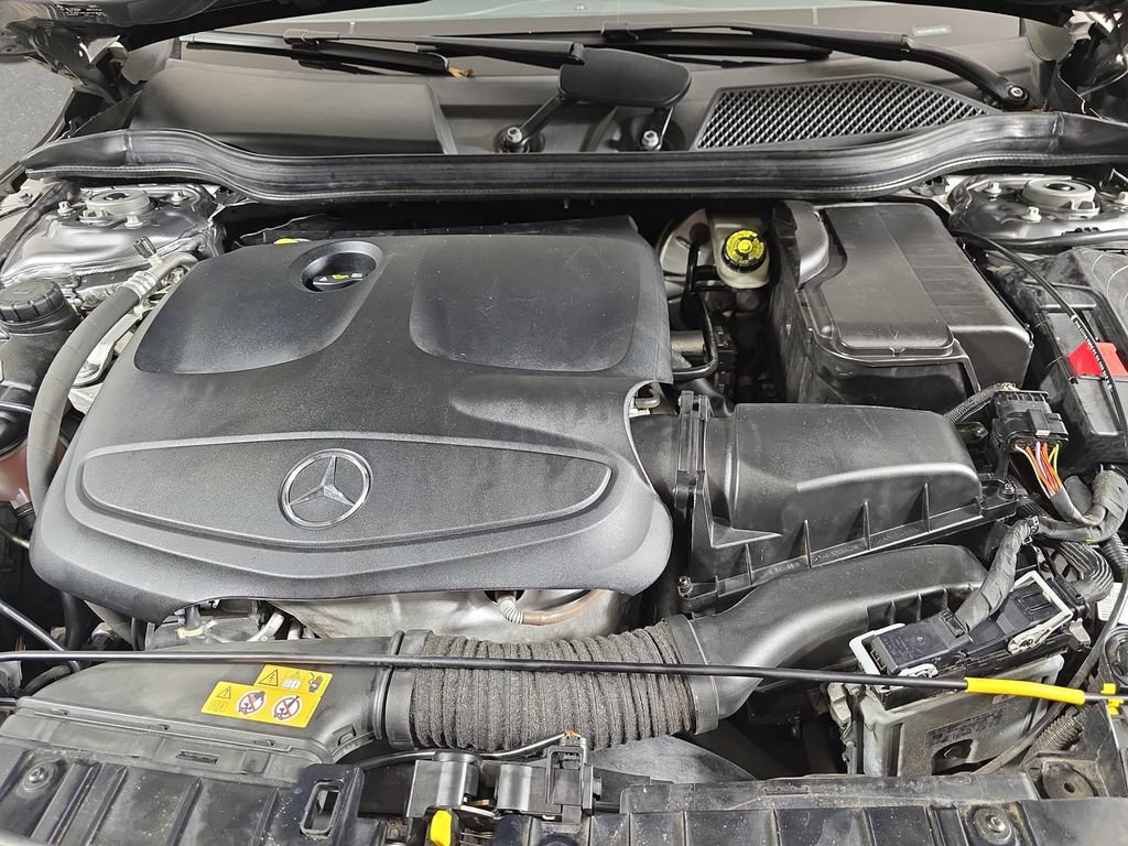 Used 2018 Mercedes-Benz GLA 250 image 34