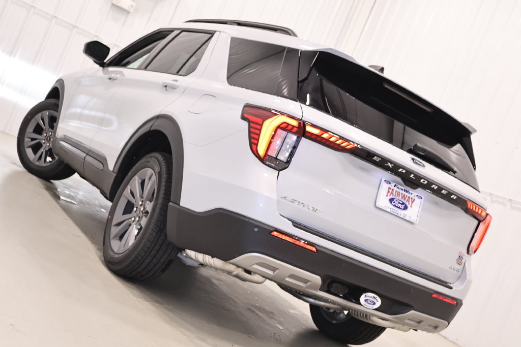 New 2026 Ford Explorer Active w/ Active Comfort Package AWD/4WD image 37