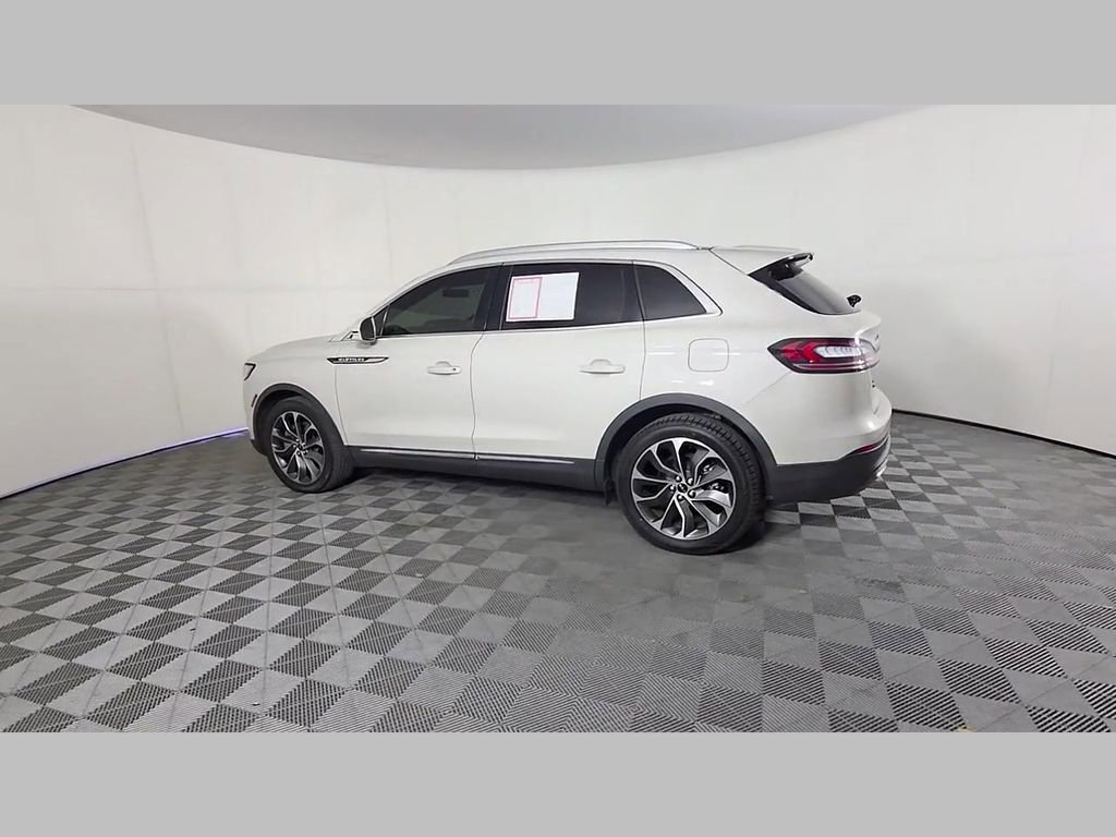 Used 2022 Lincoln Nautilus Reserve w/ Luxury Package image 47