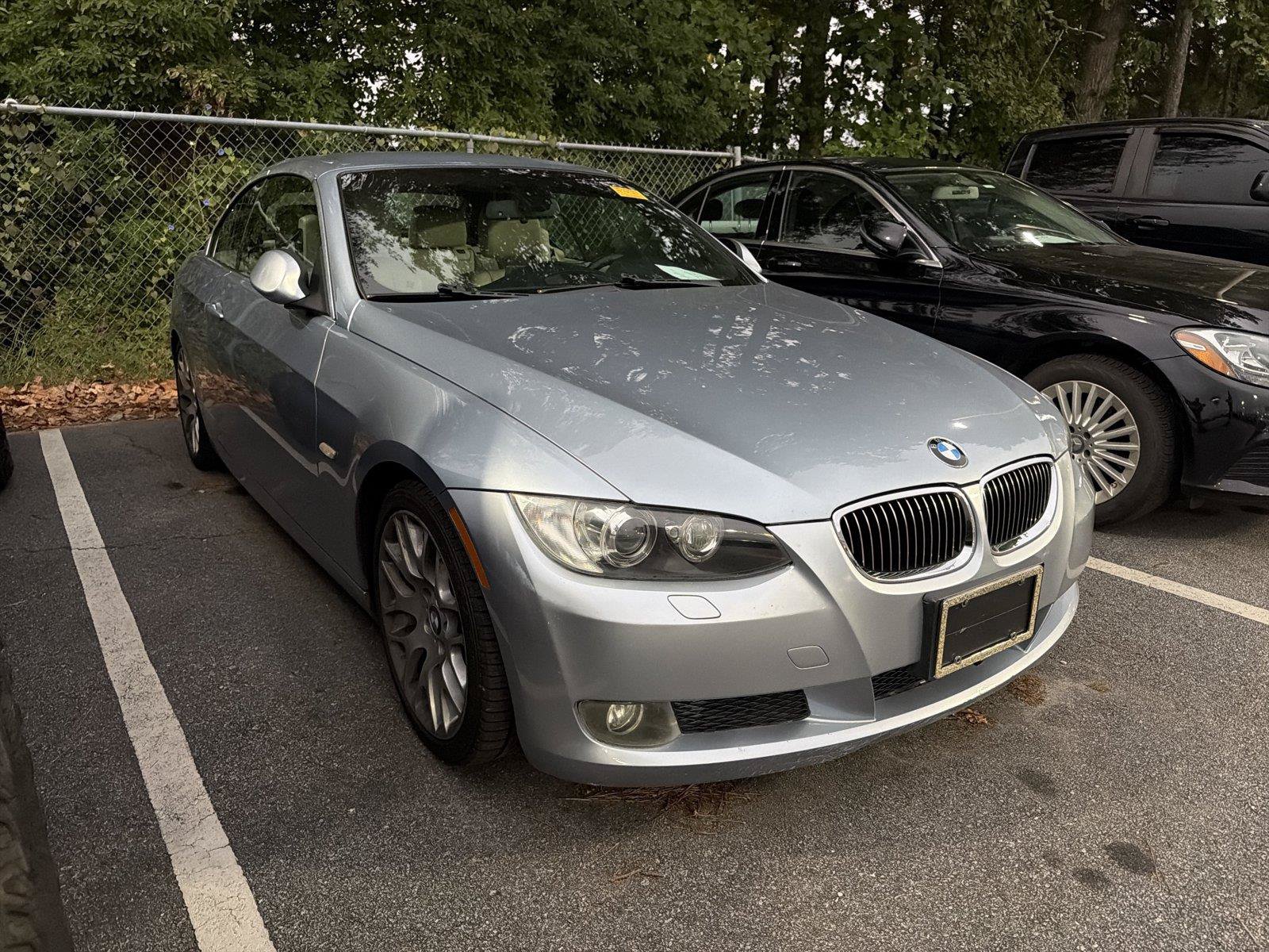 Used 2009 BMW 328i Convertible RWD image 3