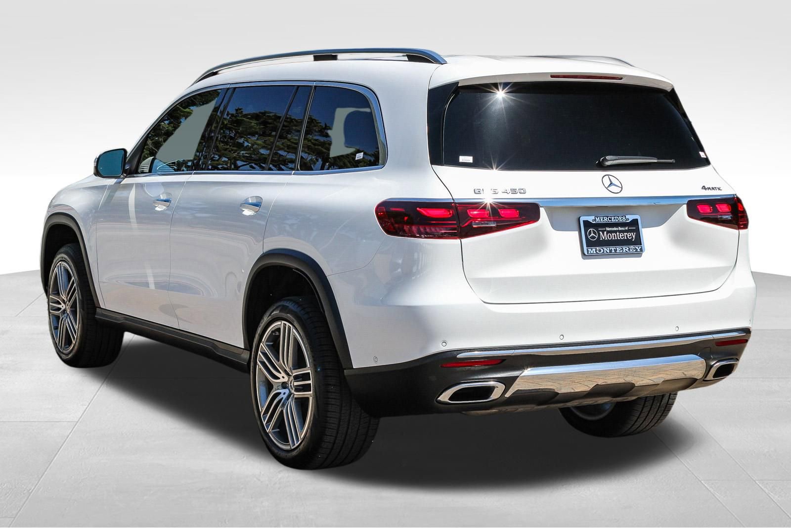 Certified 2024 Mercedes-Benz GLS 450 4MATIC image 7