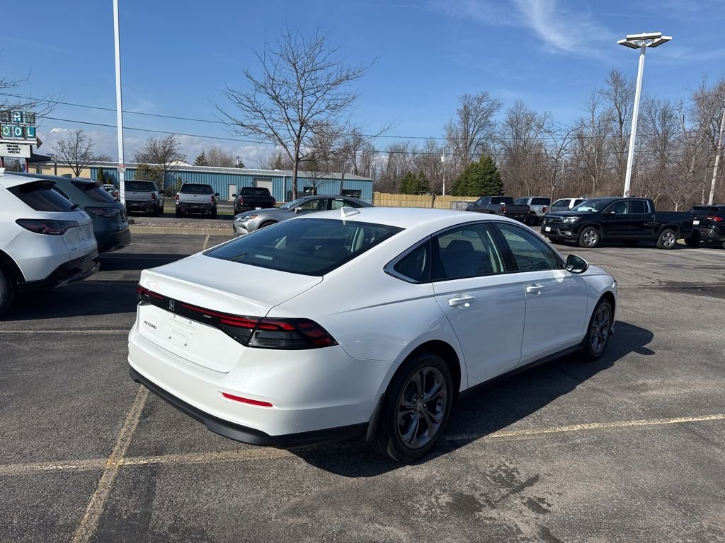 Certified 2023 Honda Accord EX image 5