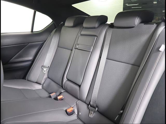Certified 2023 Lexus IS 300 w/ Comfort Package RWD image 10