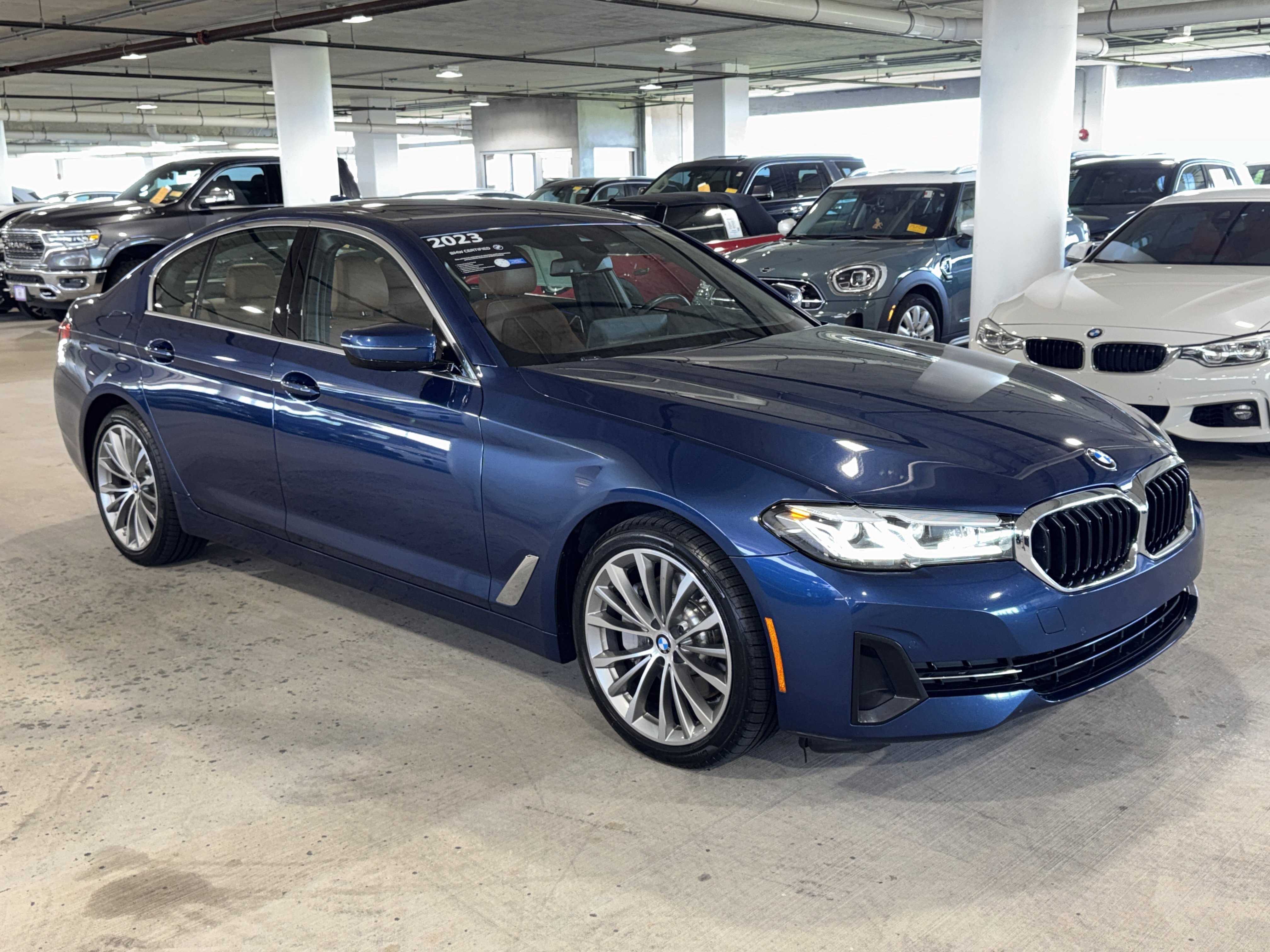 Certified 2023 BMW 530i w/ Premium Package RWD image 2