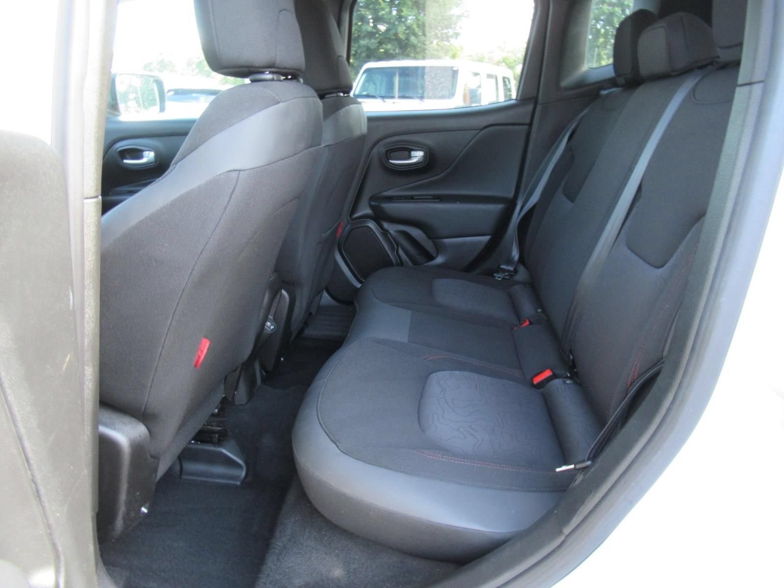 Certified 2023 Jeep Renegade Trailhawk AWD/4WD image 32