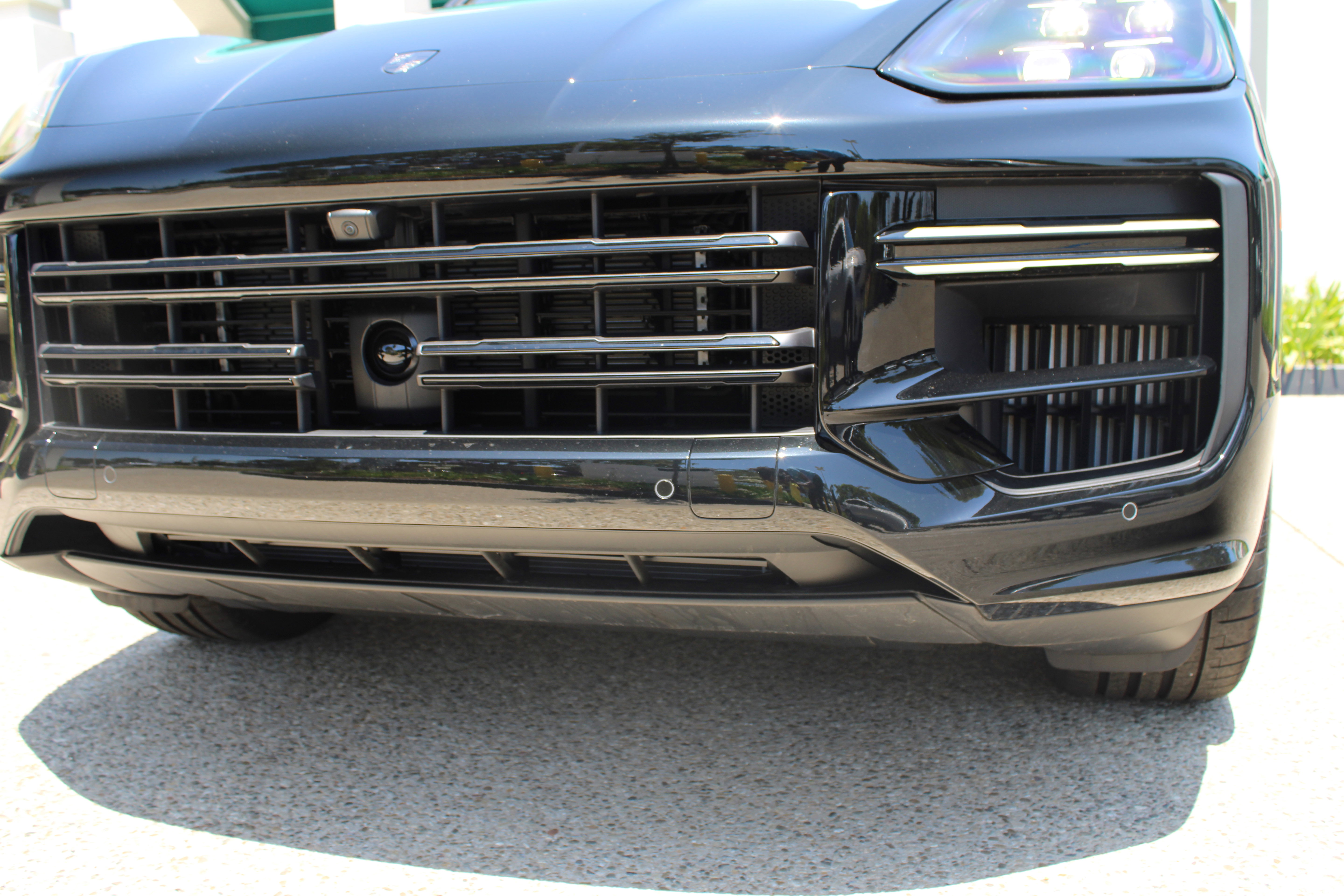 New 2025 Porsche Cayenne Turbo image 12