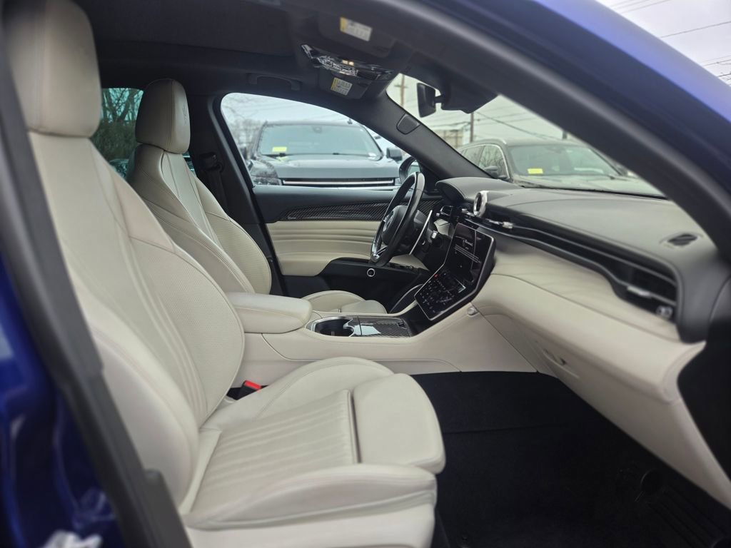 Used 2023 Maserati Grecale Modena image 26