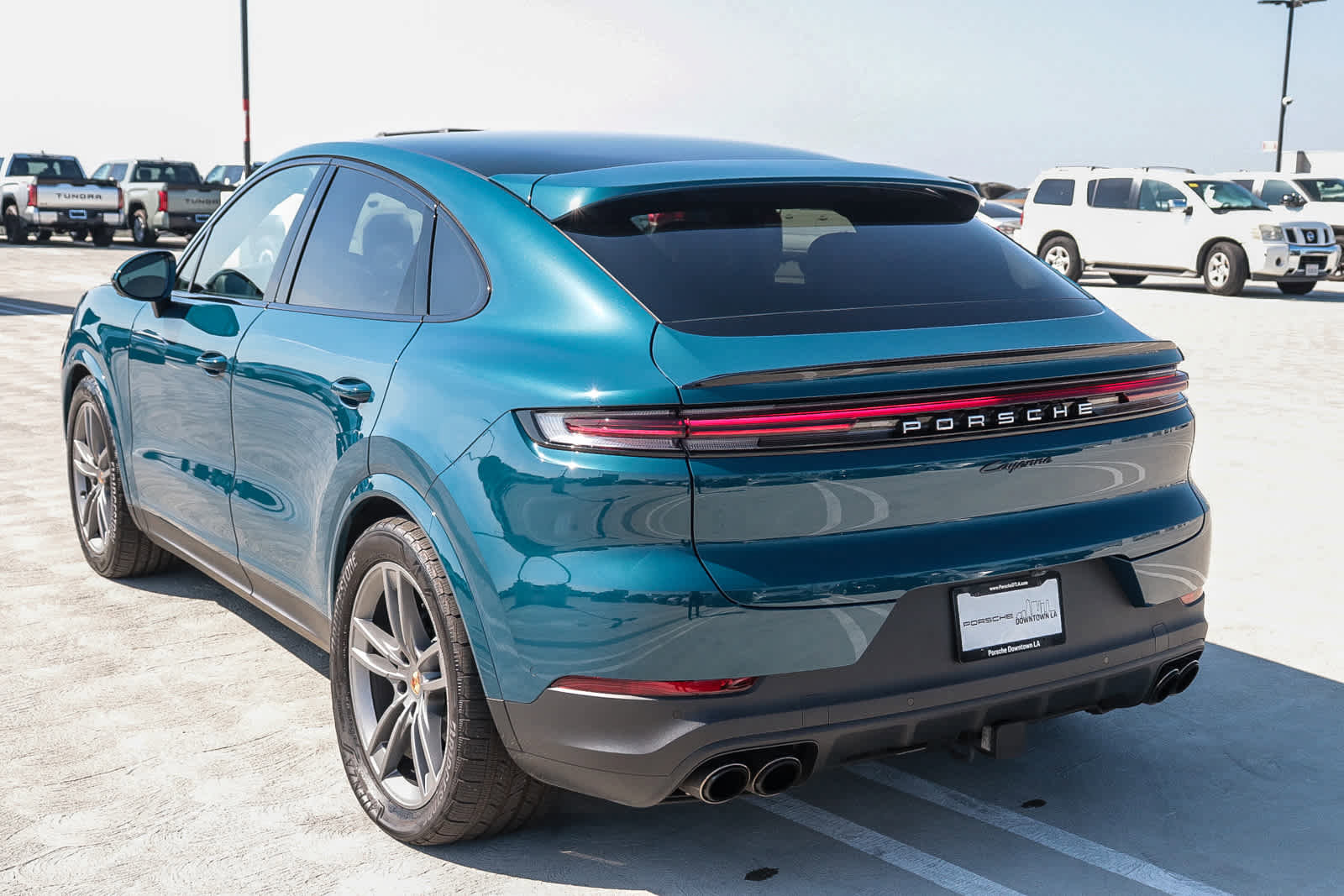Used 2025 Porsche Cayenne Coupe image 9