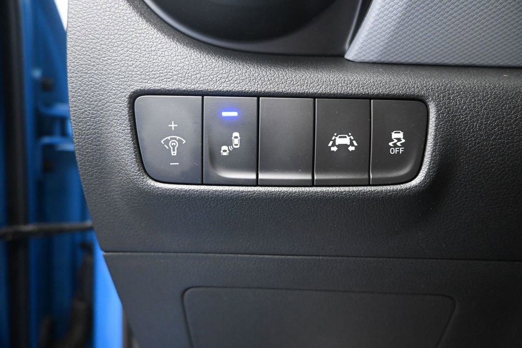 Used 2021 Hyundai Kona SEL FWD image 32