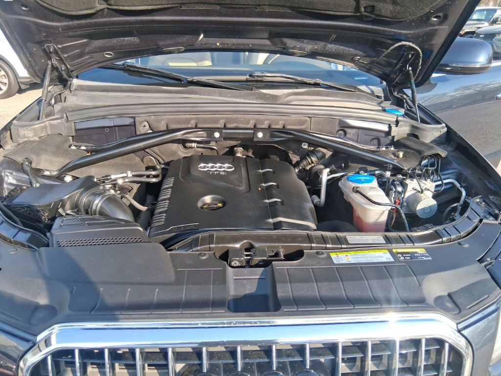 Used 2017 Audi Q5 2.0T Premium Plus w/ Technology Package image 27