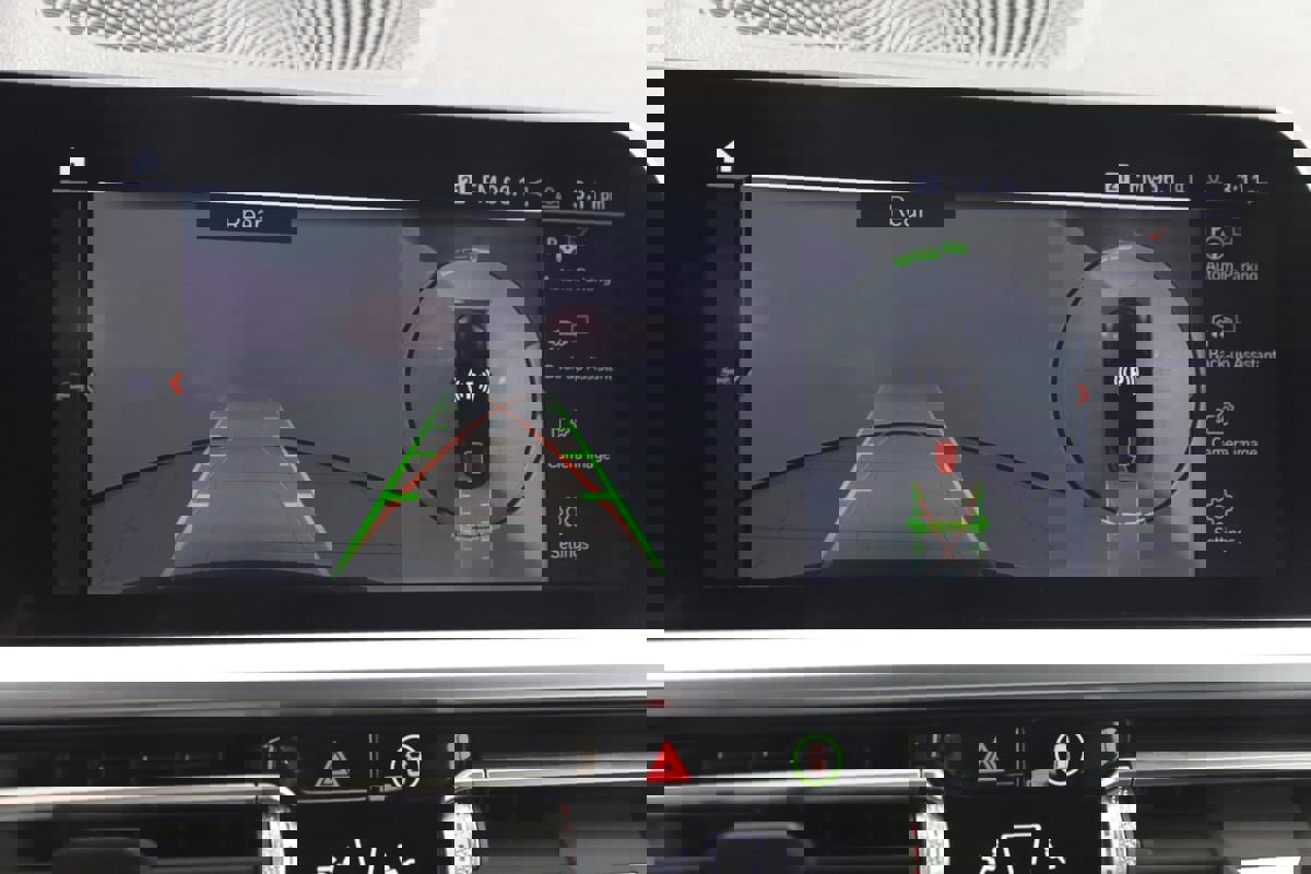 Used 2023 BMW 430i xDrive Convertible w/ Premium Package image 11