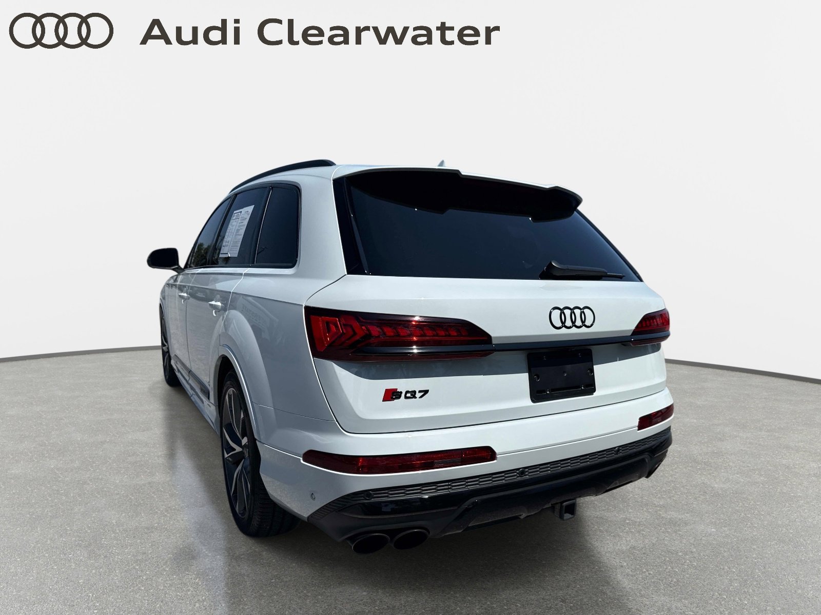 Used 2023 Audi SQ7 Prestige w/ Sport Package AWD/4WD image 8