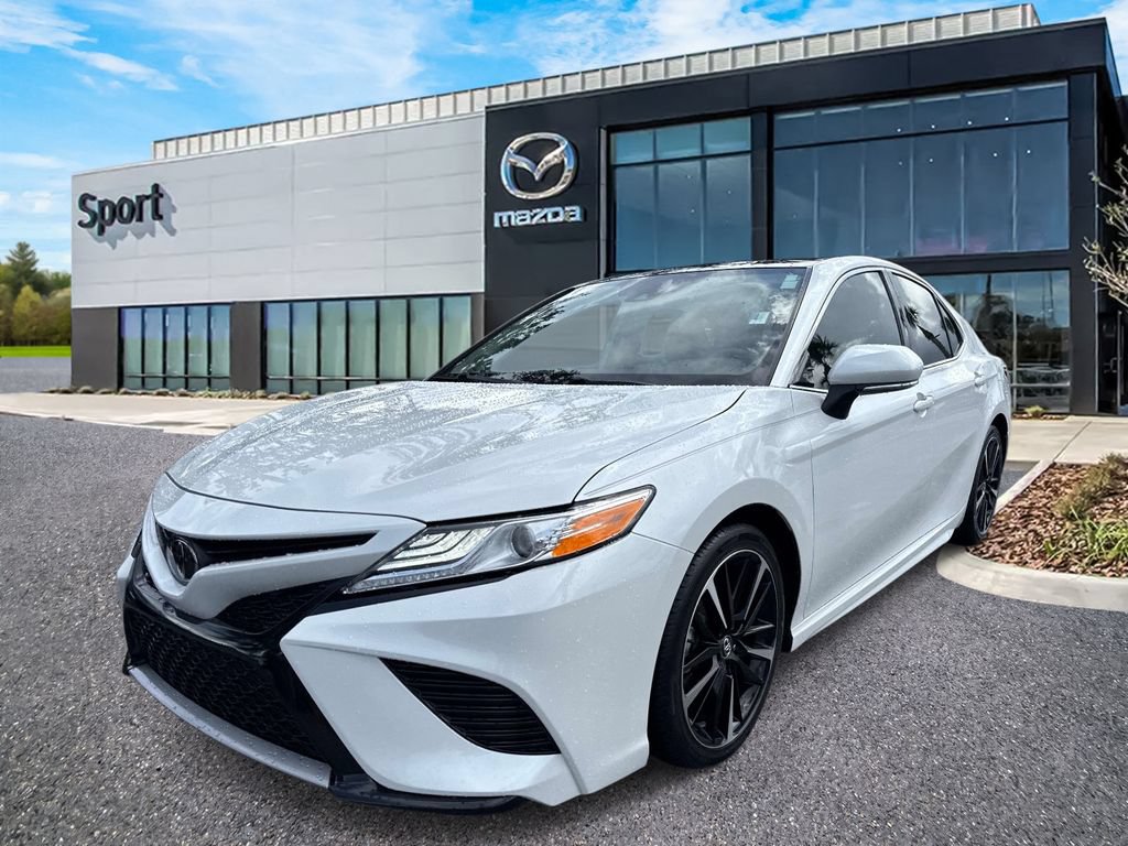 Used 2020 Toyota Camry XSE w/ Navigation Package FWD image 7