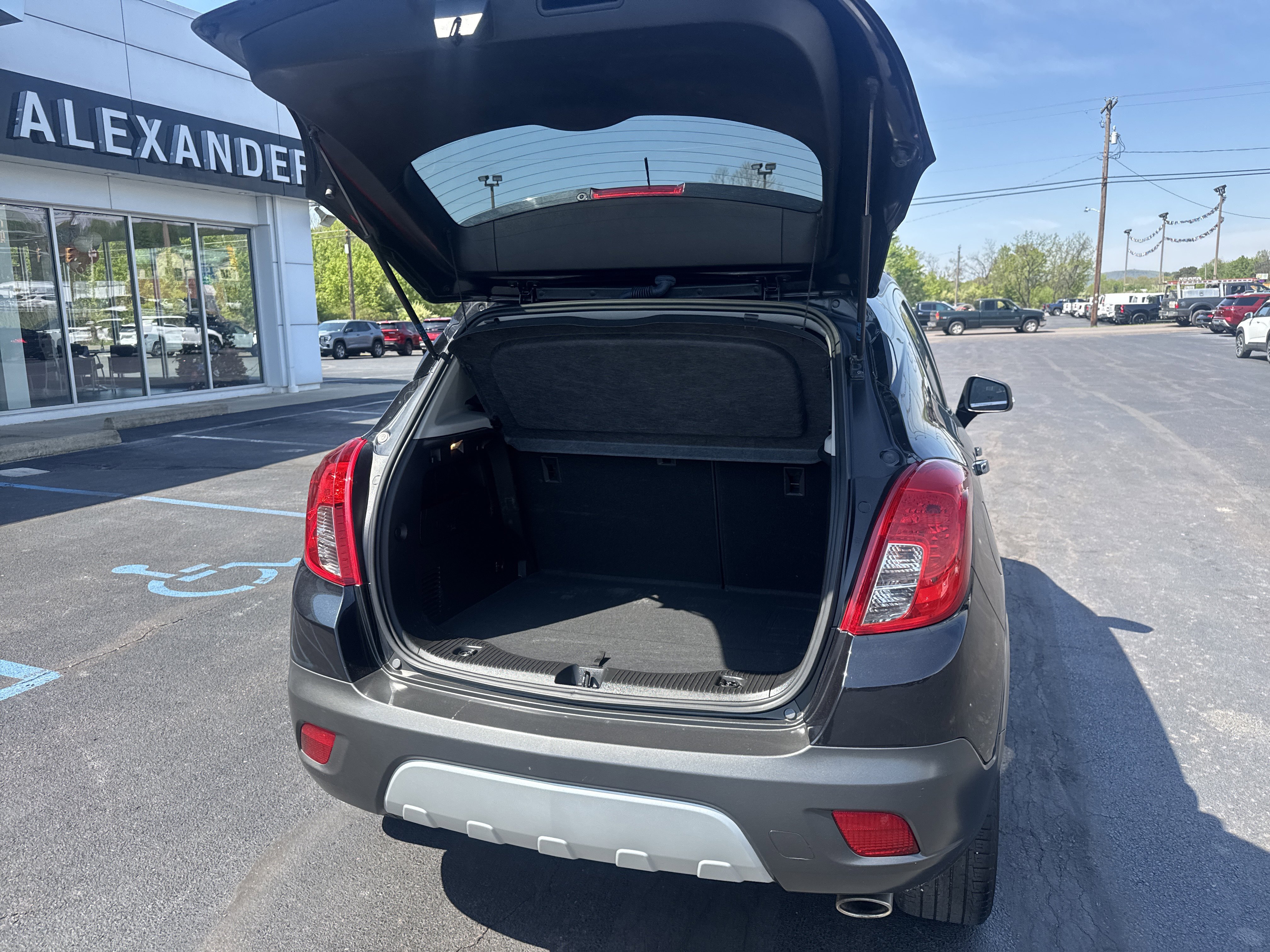 Used 2016 Buick Encore Convenience AWD/4WD image 5