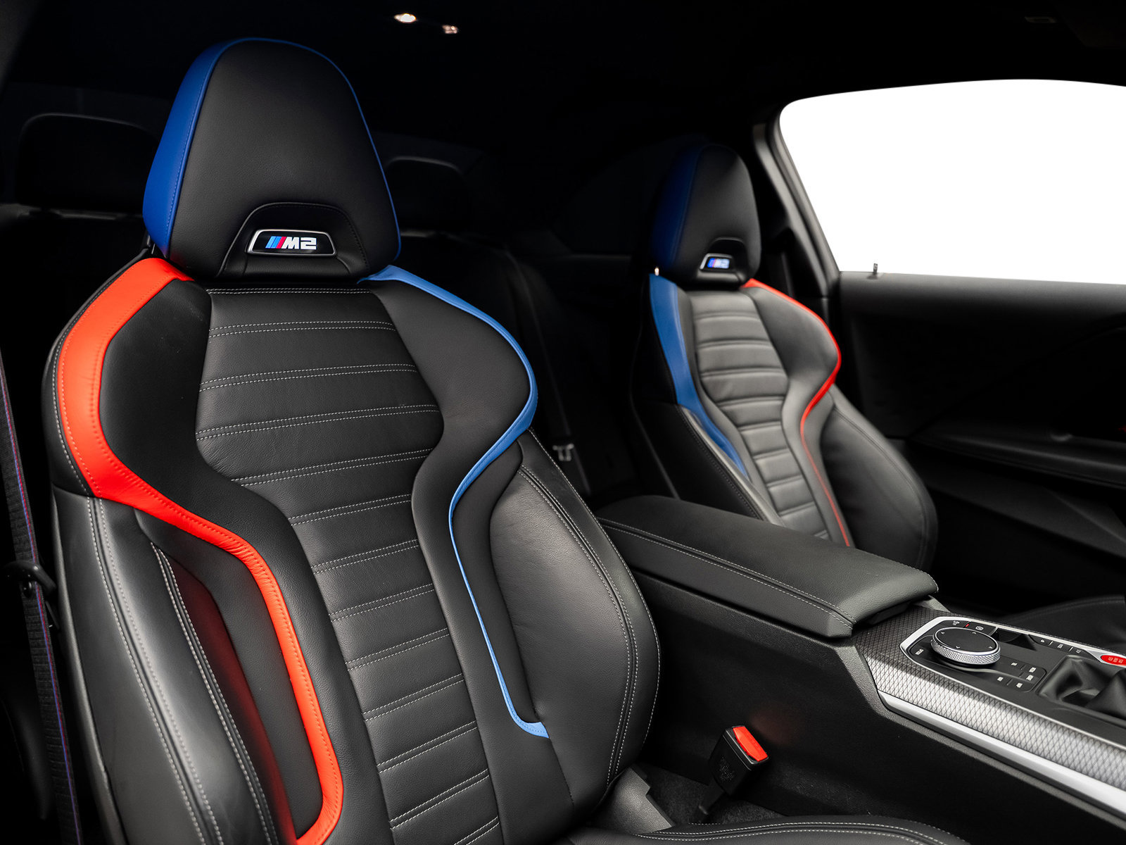 Used 2024 BMW M2 w/ Lighting Package RWD image 36