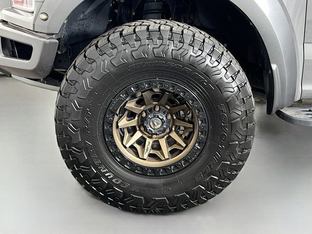 Used 2018 Ford F150 Raptor w/ Equipment Group 802A Luxury AWD/4WD image 29