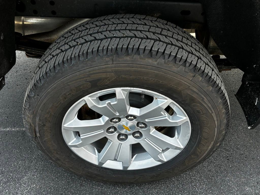 Used 2022 Chevrolet Colorado LT w/ Fleet Safety Package image 15
