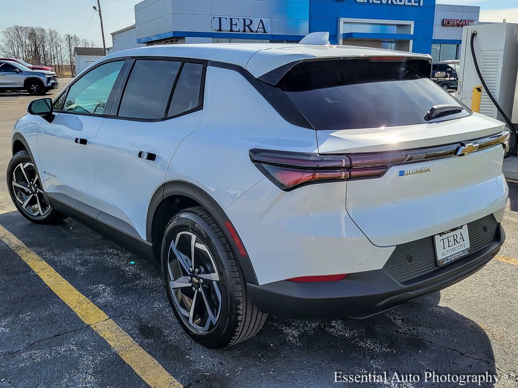 New 2026 Chevrolet Equinox EV LT FWD image 7