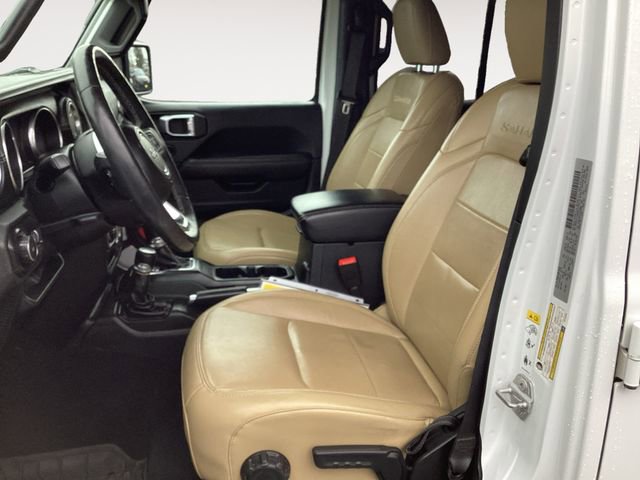 Used 2018 Jeep Wrangler Unlimited Sahara image 9
