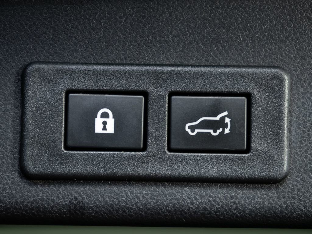 Used 2023 Subaru Ascent Touring w/ Popular Package #2A image 32