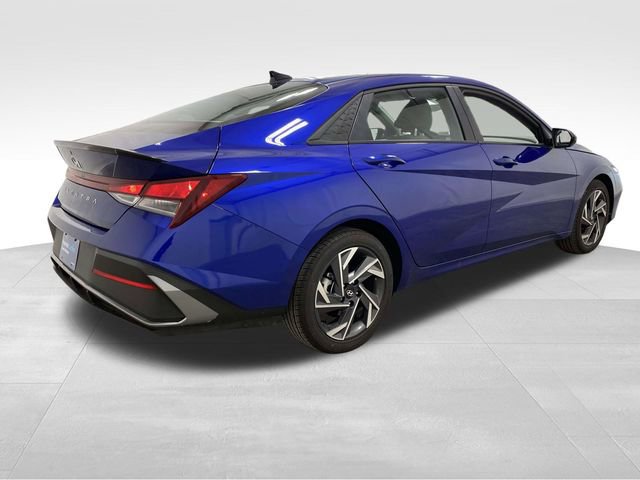 Used 2025 Hyundai Elantra Sport image 5