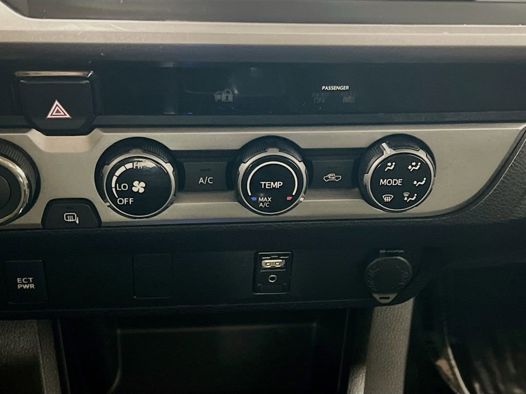 Used 2017 Toyota Tacoma SR5 image 15