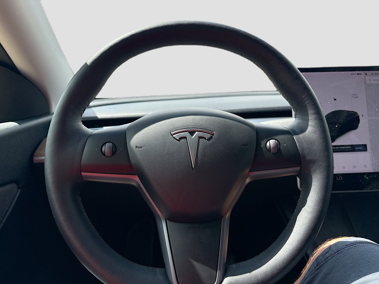 Used 2021 Tesla Model Y Long Range AWD/4WD image 11