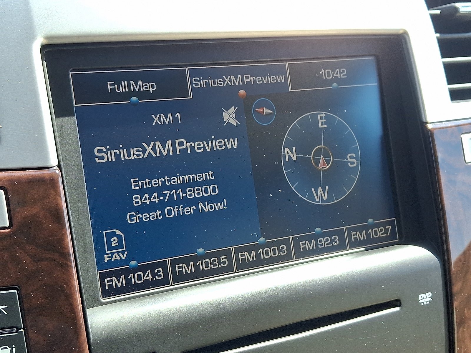 Used 2007 Cadillac Escalade AWD w/ Information Package image 20