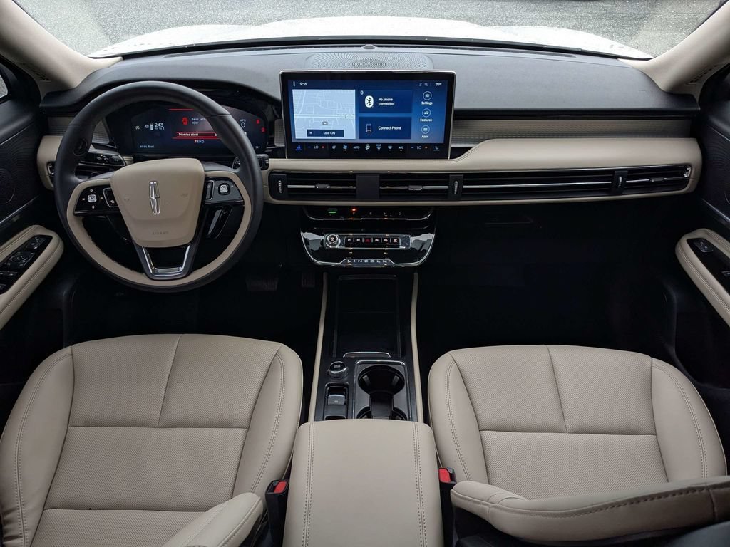 Used 2026 Lincoln Corsair Premiere FWD image 15