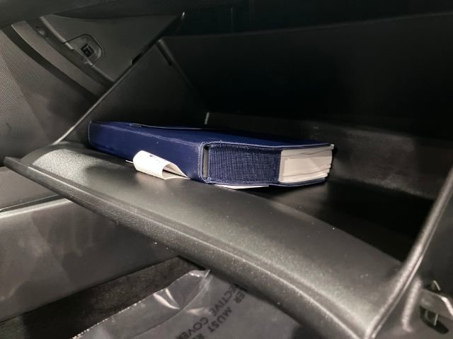 Used 2025 Hyundai Elantra Sport image 30