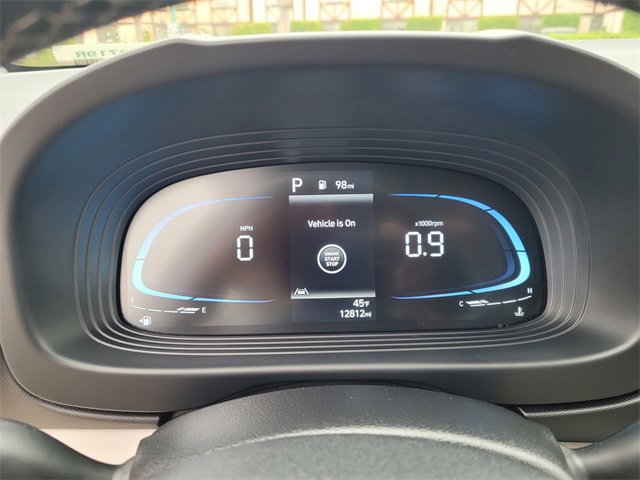 Used 2025 Hyundai Venue SEL image 26