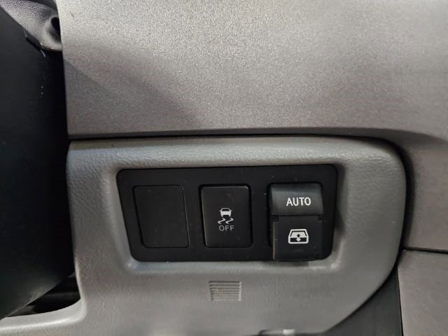 Used 2013 Toyota Sequoia Platinum image 15