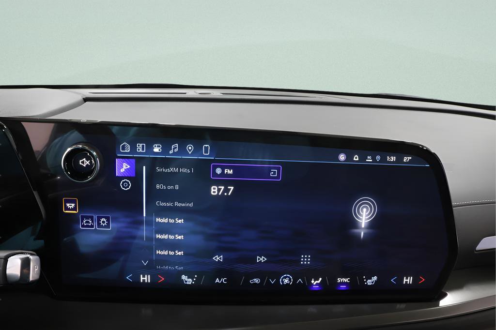 New 2026 Chevrolet Traverse LT w/ Driver Confidence Package image 13