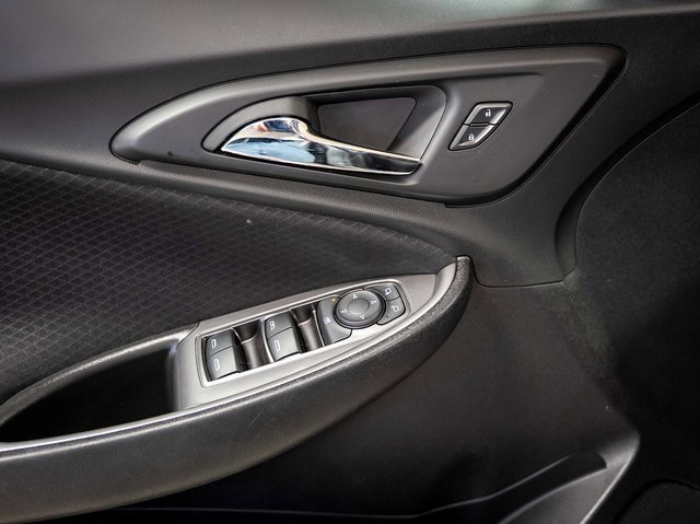 Used 2024 Chevrolet Malibu LT image 19