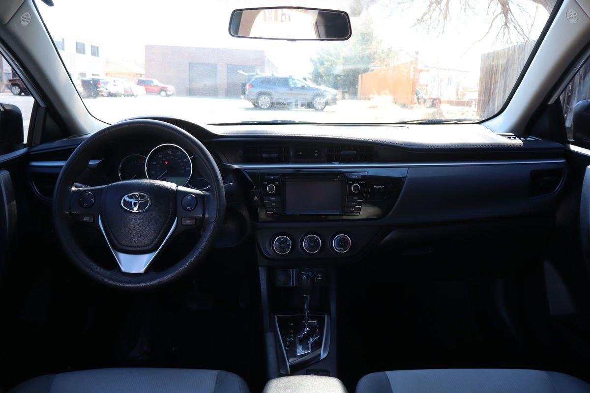 Used 2014 Toyota Corolla L image 16