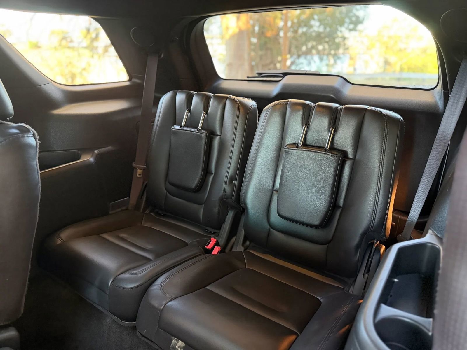 Used 2015 Ford Explorer Limited image 24