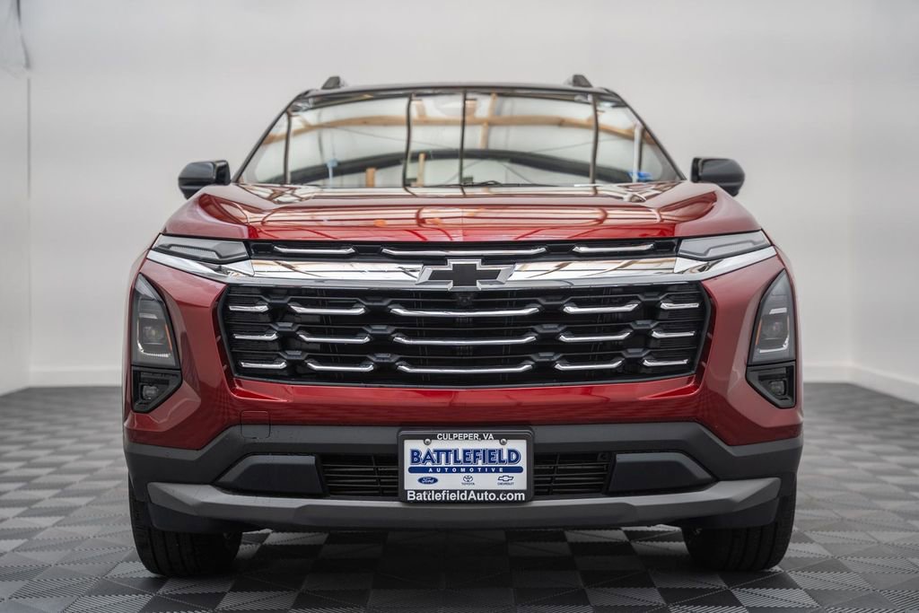 New 2026 Chevrolet Equinox LT w/ Convenience Package II AWD/4WD image 2