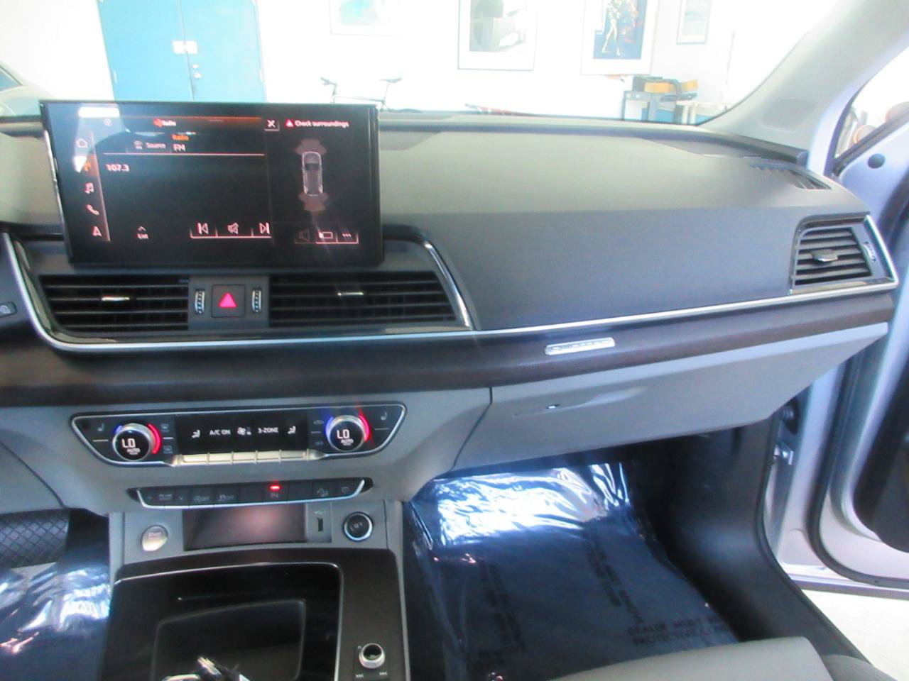 Used 2024 Audi Q5 2.0T Premium Plus w/ Premium Plus Package AWD/4WD image 50