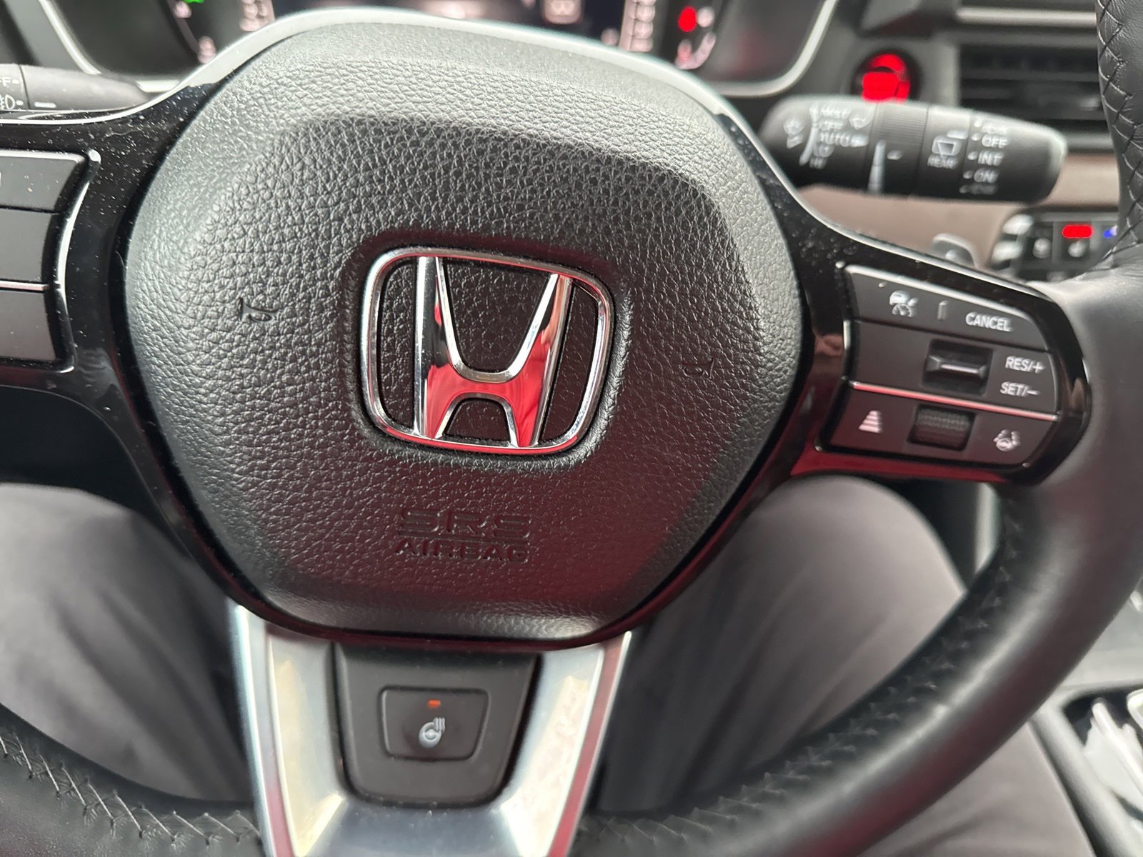 Used 2023 Honda Pilot Elite image 21