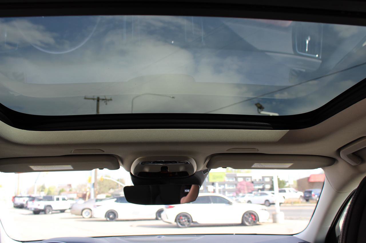 Used 2020 Volvo V60 T5 Cross Country image 56