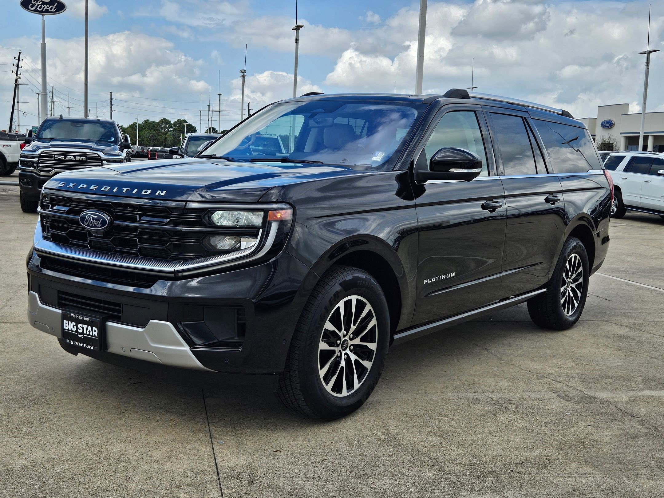 Used 2025 Ford Expedition Max Platinum image 9