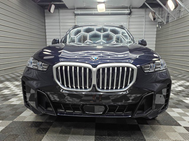 Used 2026 BMW X5 xDrive40i AWD/4WD image 3
